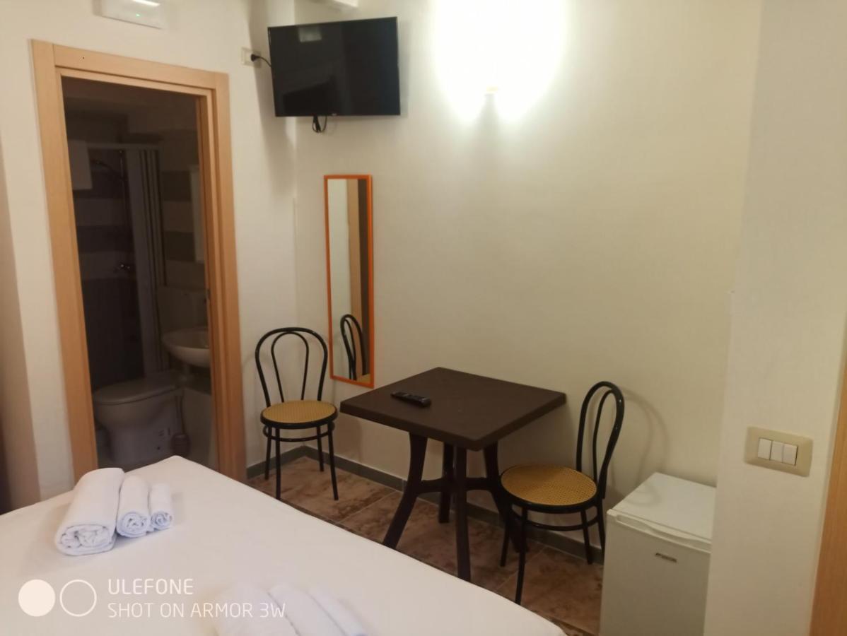 B&B L'Antica Dimora ...E Dei Mestieri Otranto Zewnętrze zdjęcie